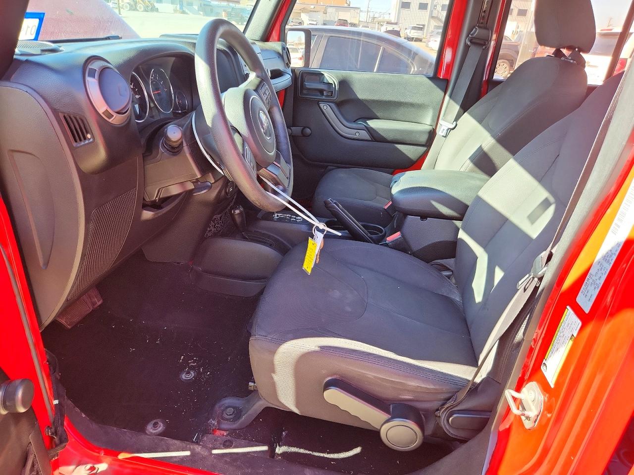 2017 JEEP WRANGLER photo 7
