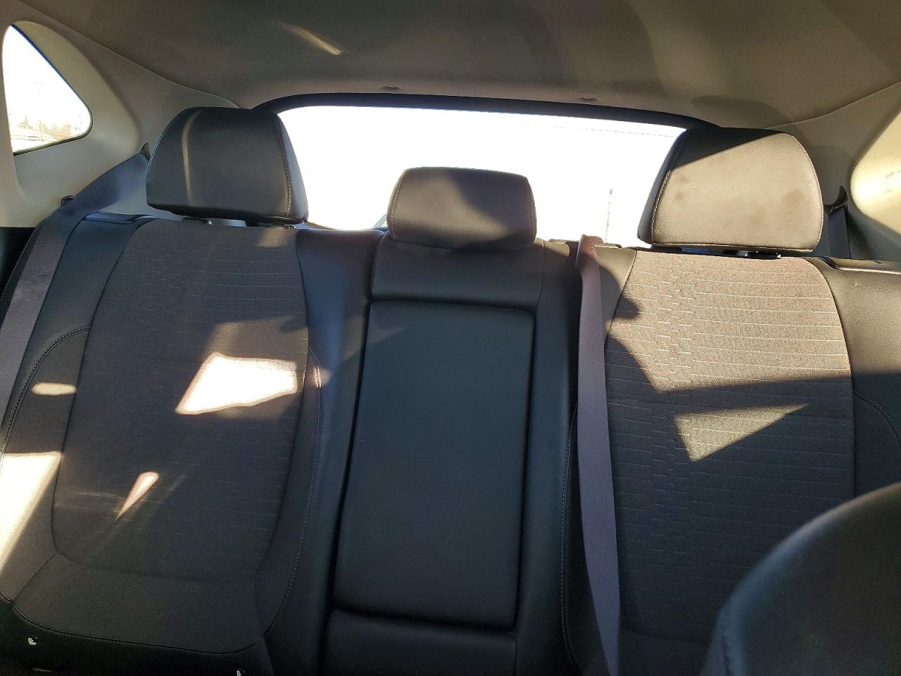 2021 KIA SELTOS S photo 10