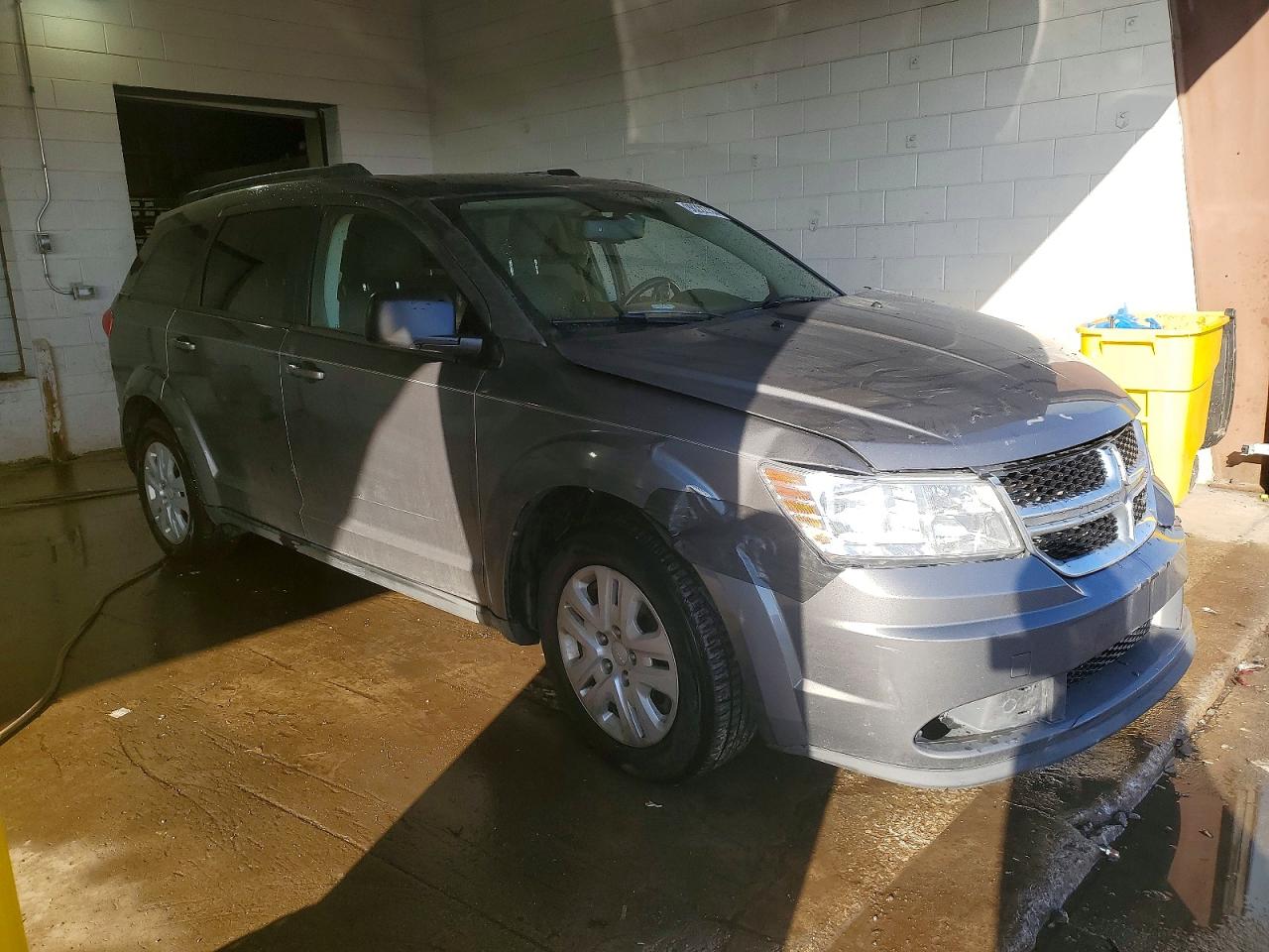 2013 DODGE JOURNEY SE photo 4