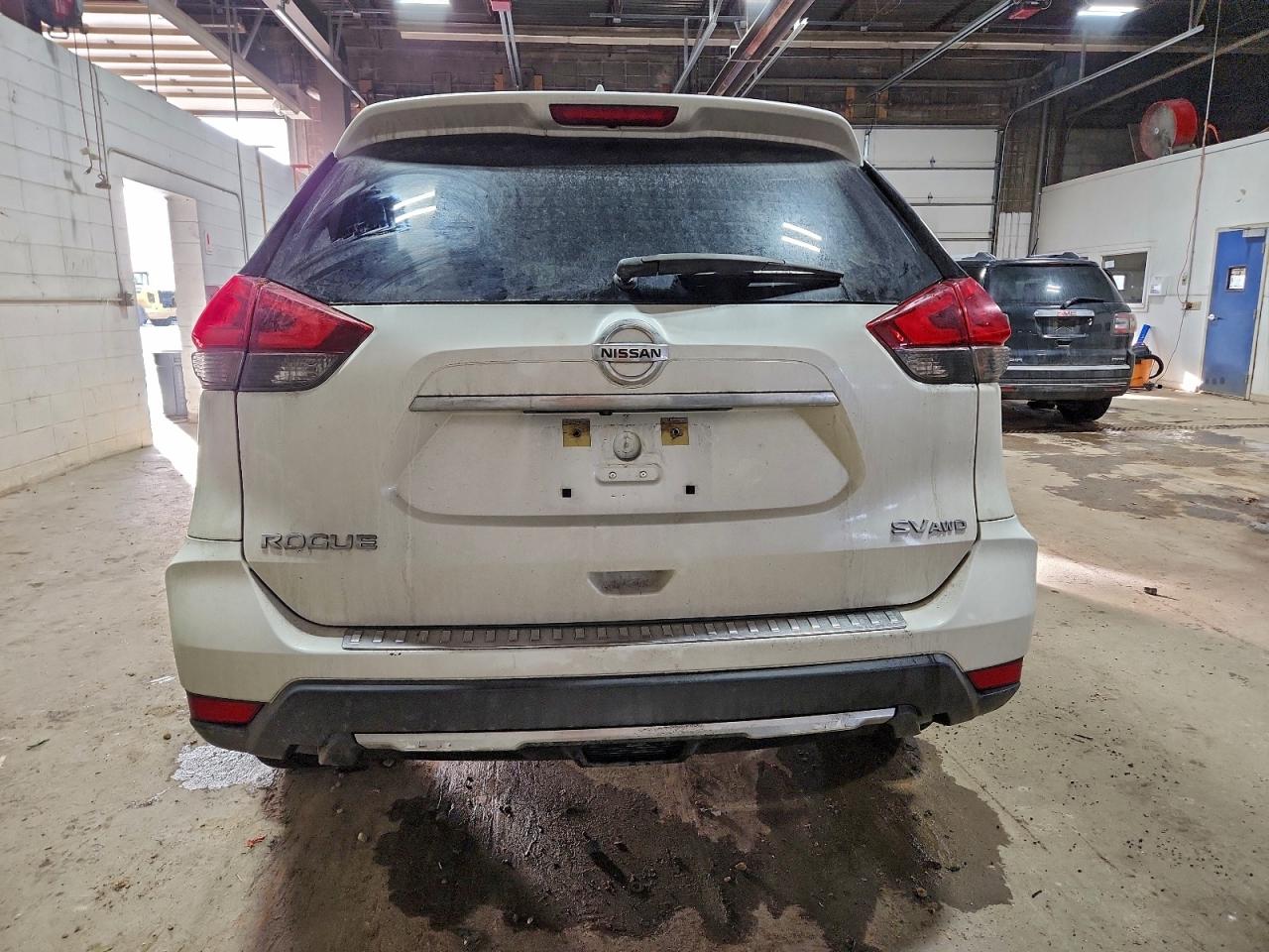 2018 NISSAN ROGUE S photo 6