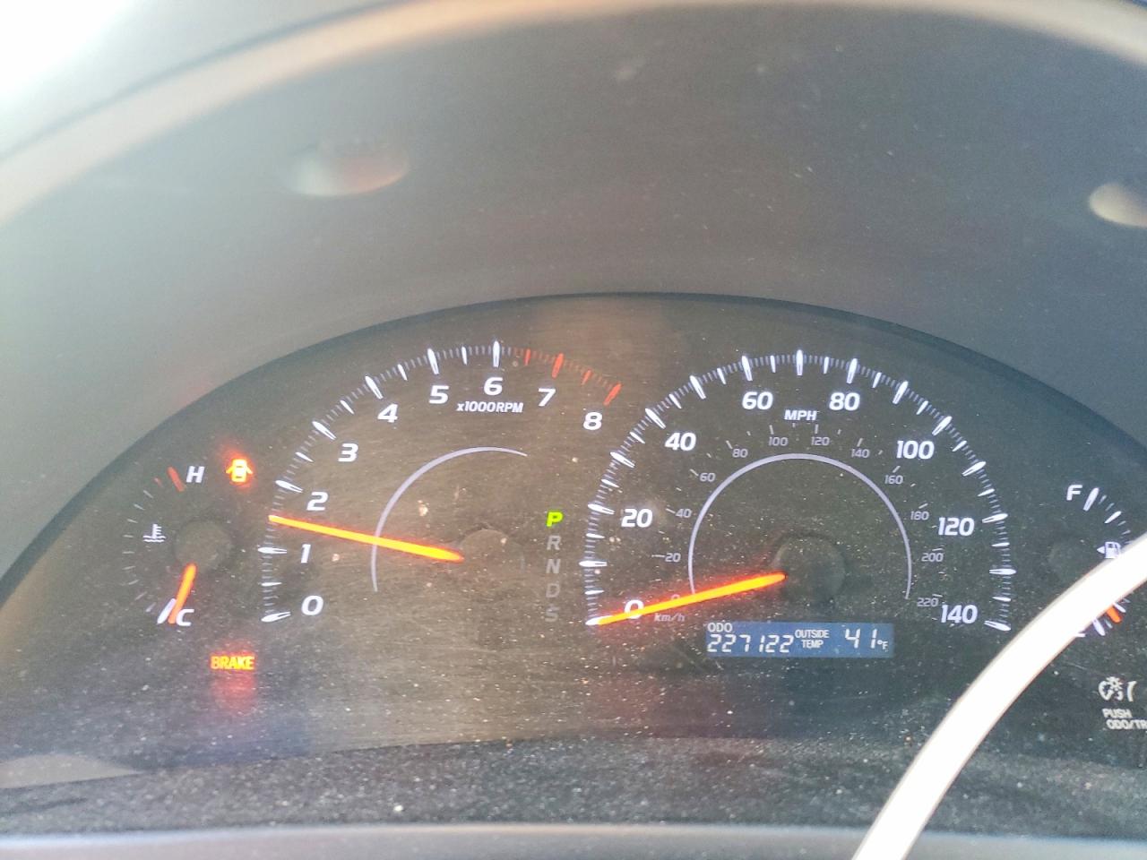 2010 TOYOTA CAMRY BASE photo 9