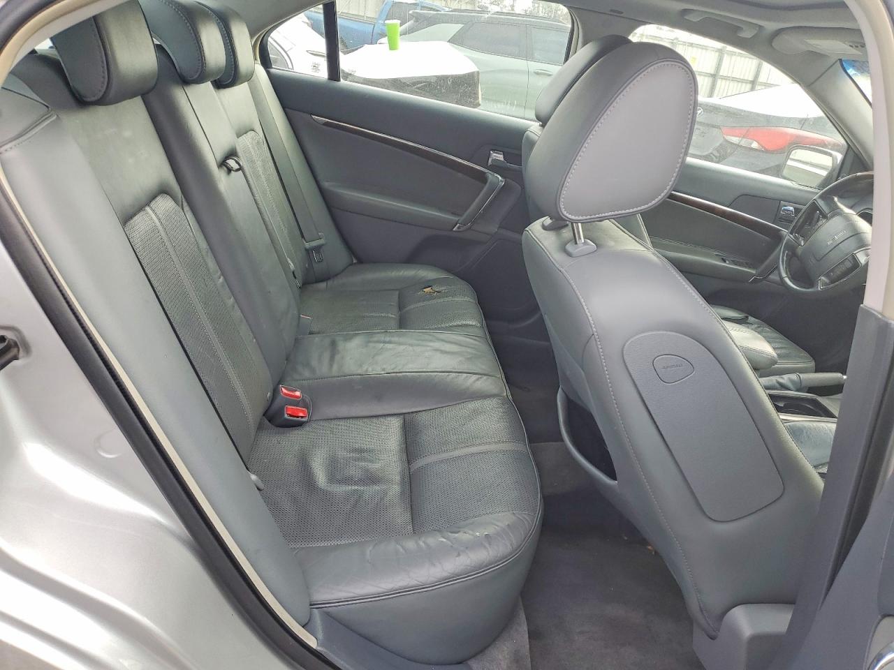2010 LINCOLN MKZ photo 10