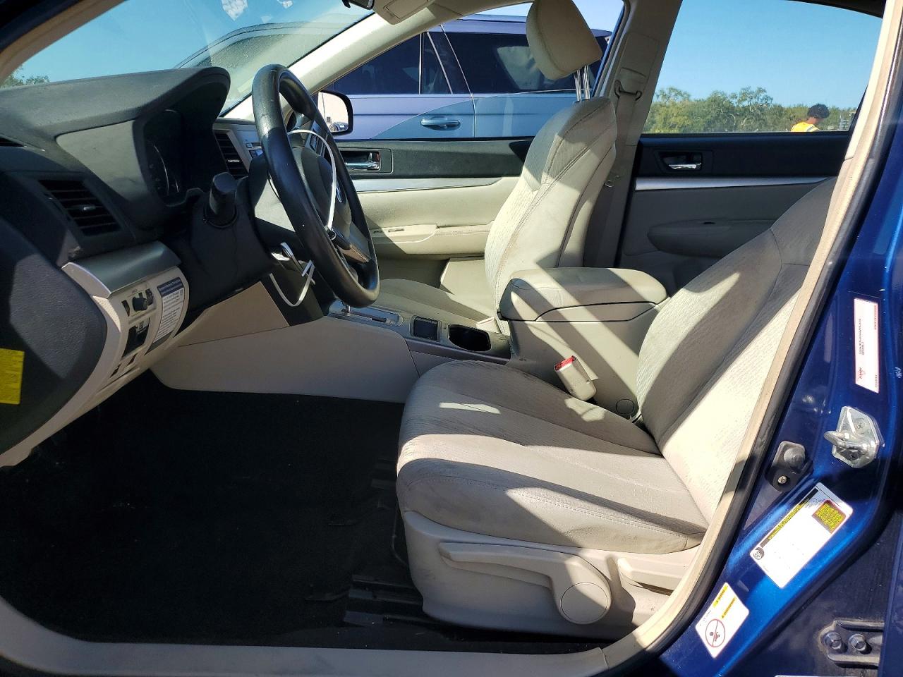 2011 SUBARU LEGACY 2.5I photo 13
