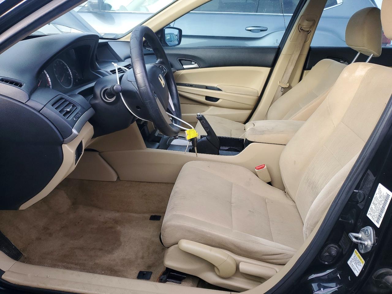 2012 HONDA ACCORD LX photo 7