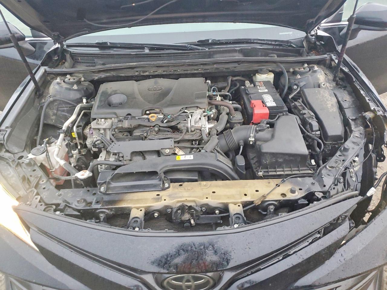 2018 TOYOTA CAMRY L photo 11