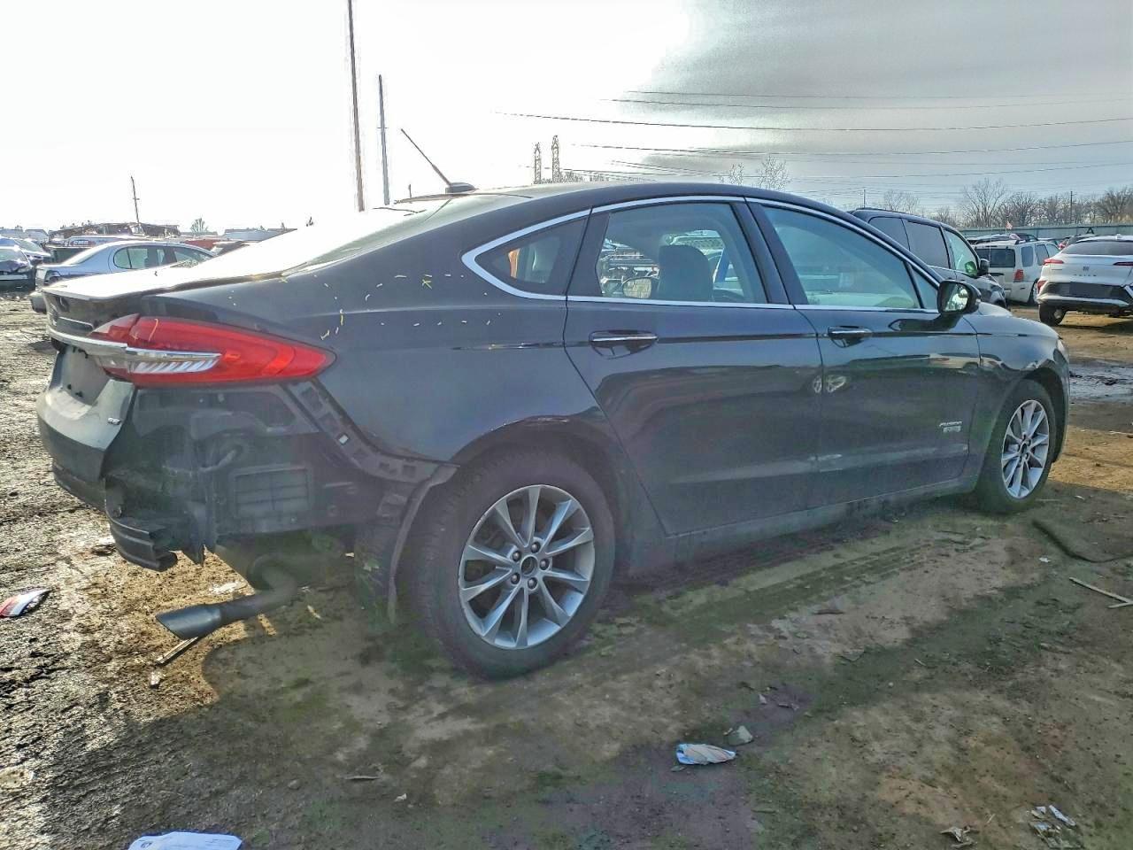 2018 FORD FUSION SE PHEV photo 3