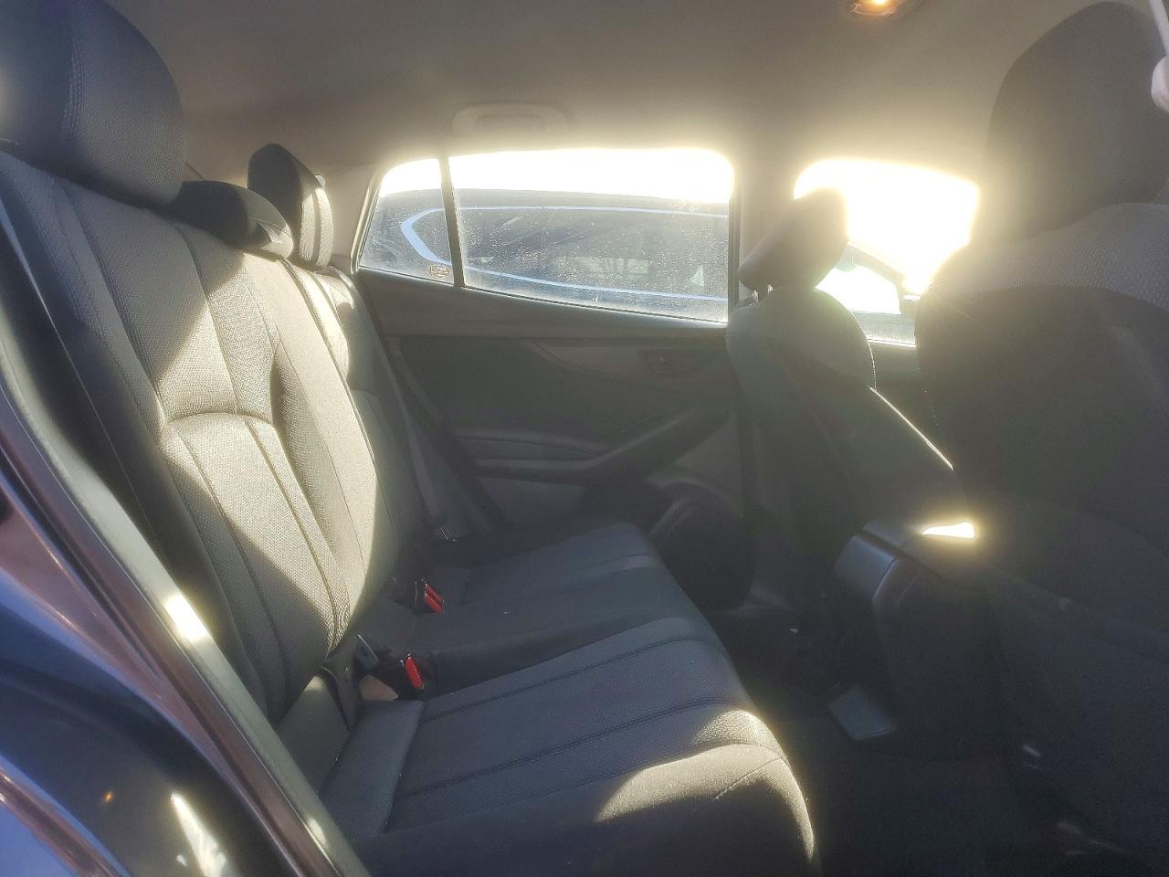 2019 SUBARU IMPREZA photo 10