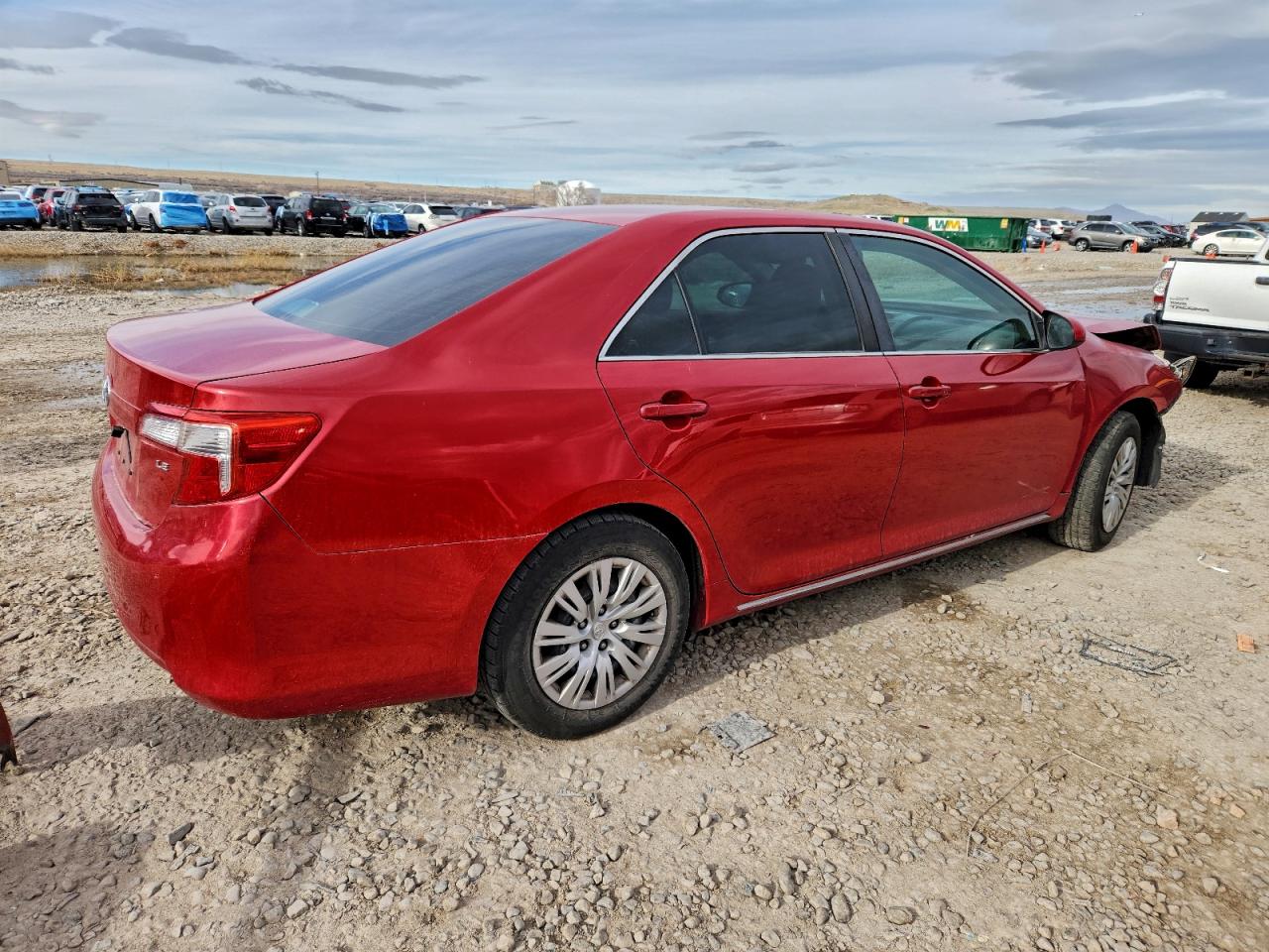 2013 TOYOTA CAMRY L photo 3
