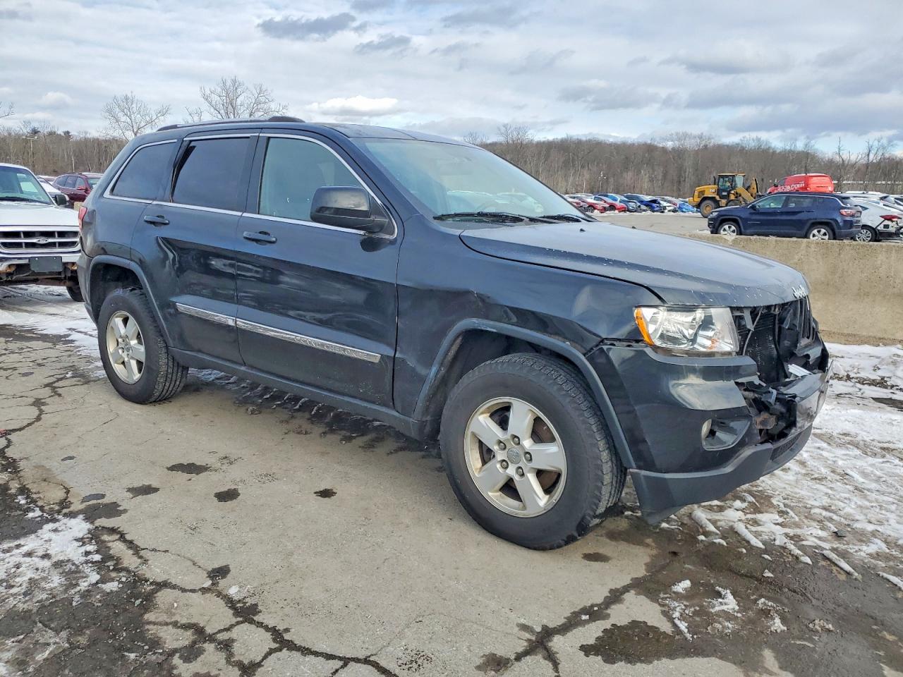2012 JEEP GRAND CHEROKEE LAREDO photo 4