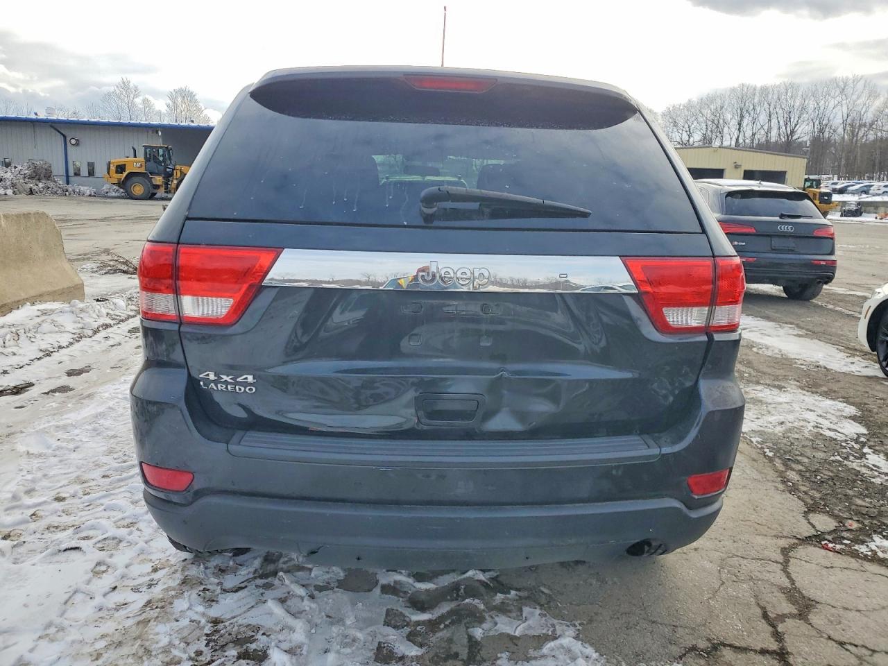 2012 JEEP GRAND CHEROKEE LAREDO photo 6