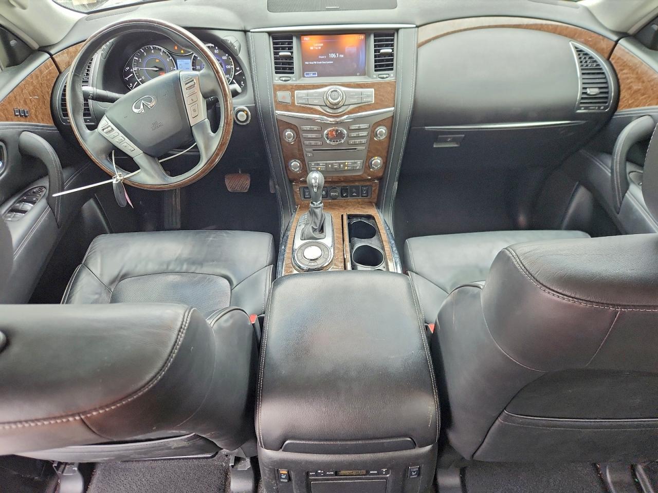 2017 INFINITI QX80 BASE photo 8