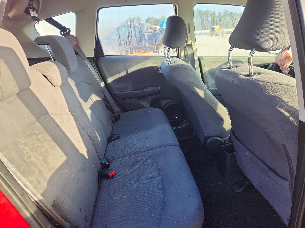 2013 HONDA FIT photo 10