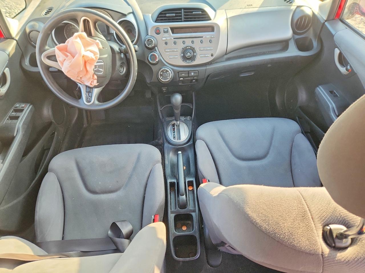 2013 HONDA FIT photo 8