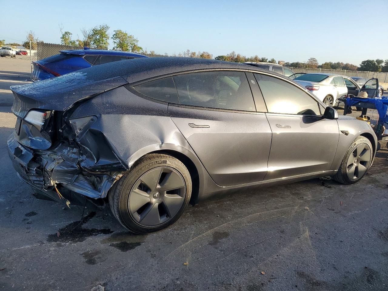 2022 TESLA MODEL 3 photo 3