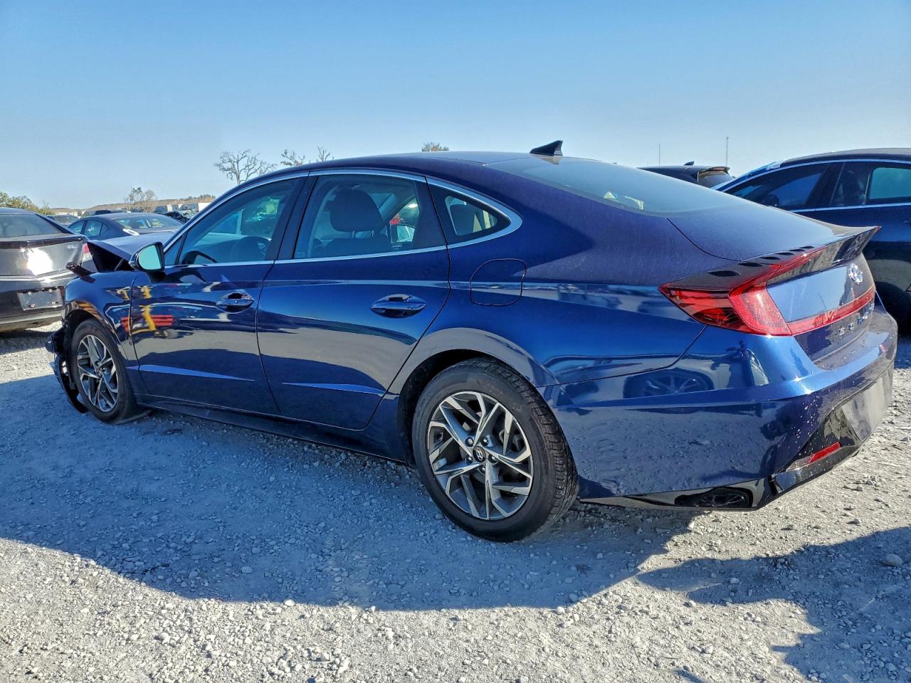 2020 HYUNDAI SONATA SEL photo 2