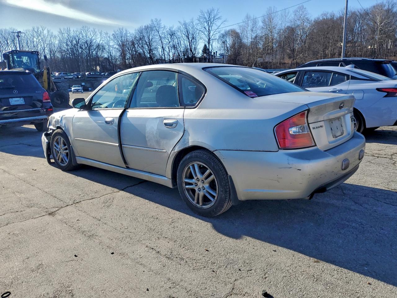 2005 SUBARU LEGACY photo 2