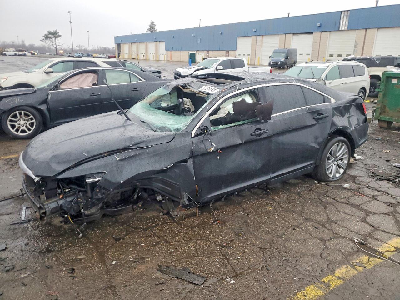 2010 FORD TAURUS