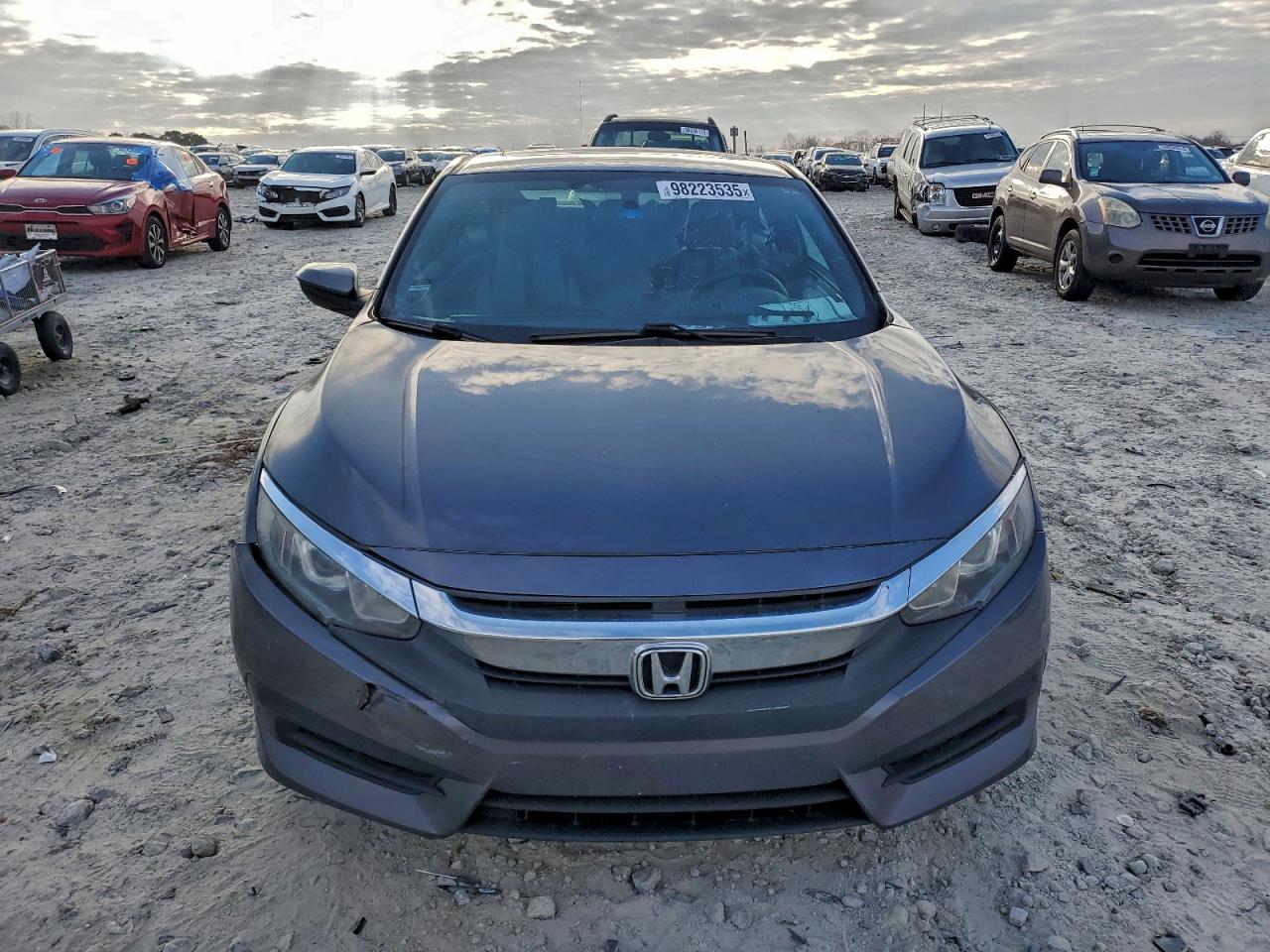 2016 HONDA CIVIC LX photo 5