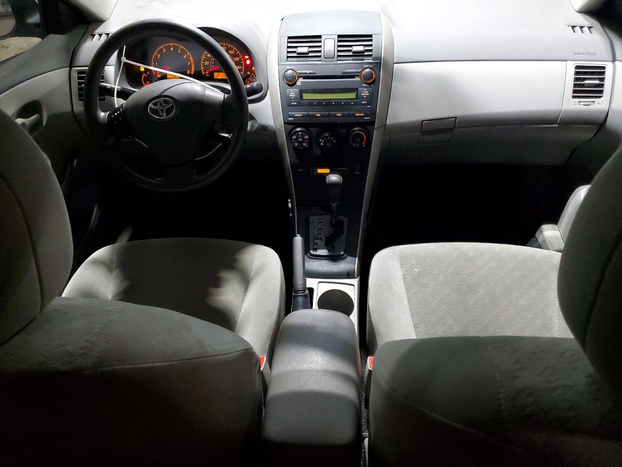 2010 TOYOTA COROLLA BASE photo 8
