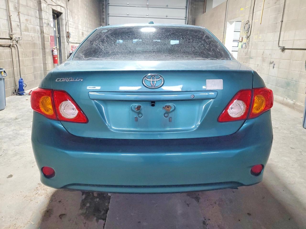 2010 TOYOTA COROLLA BASE photo 6