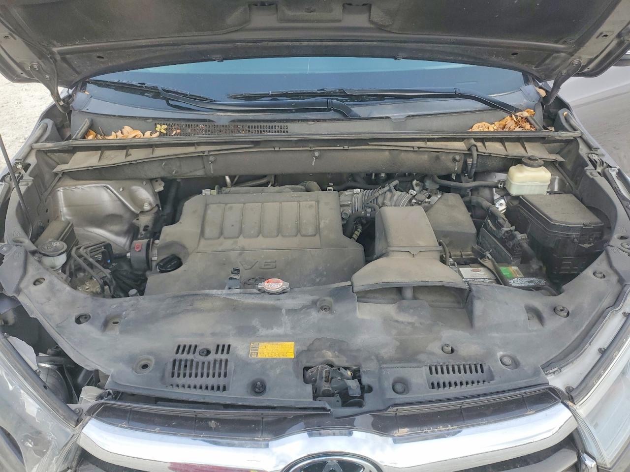 2016 TOYOTA HIGHLANDER LIMITED photo 12