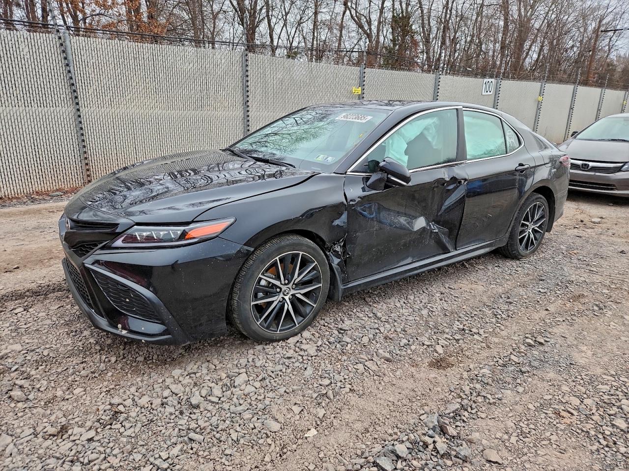 2024 TOYOTA CAMRY