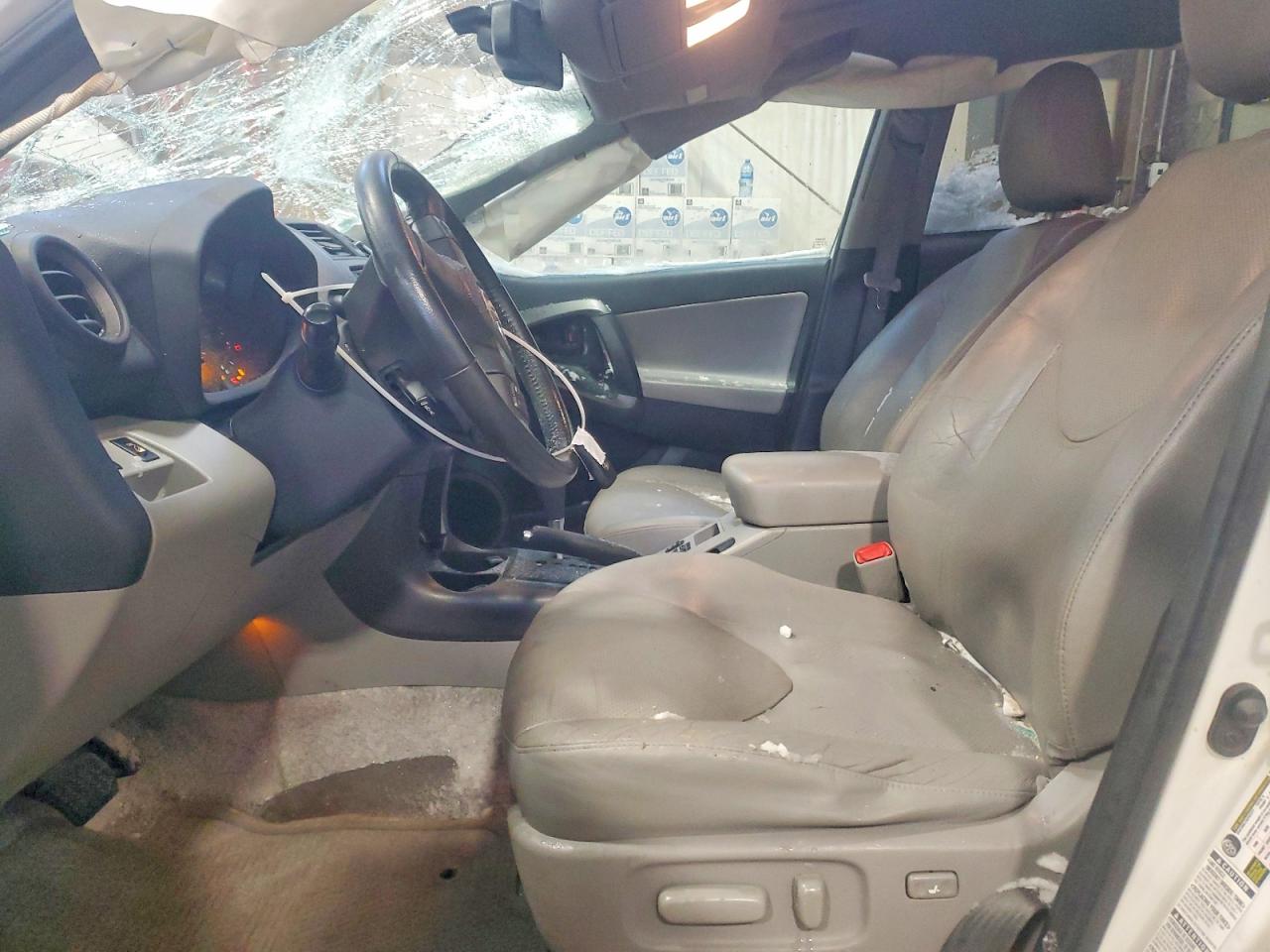 2012 TOYOTA RAV4 LIMITED photo 7