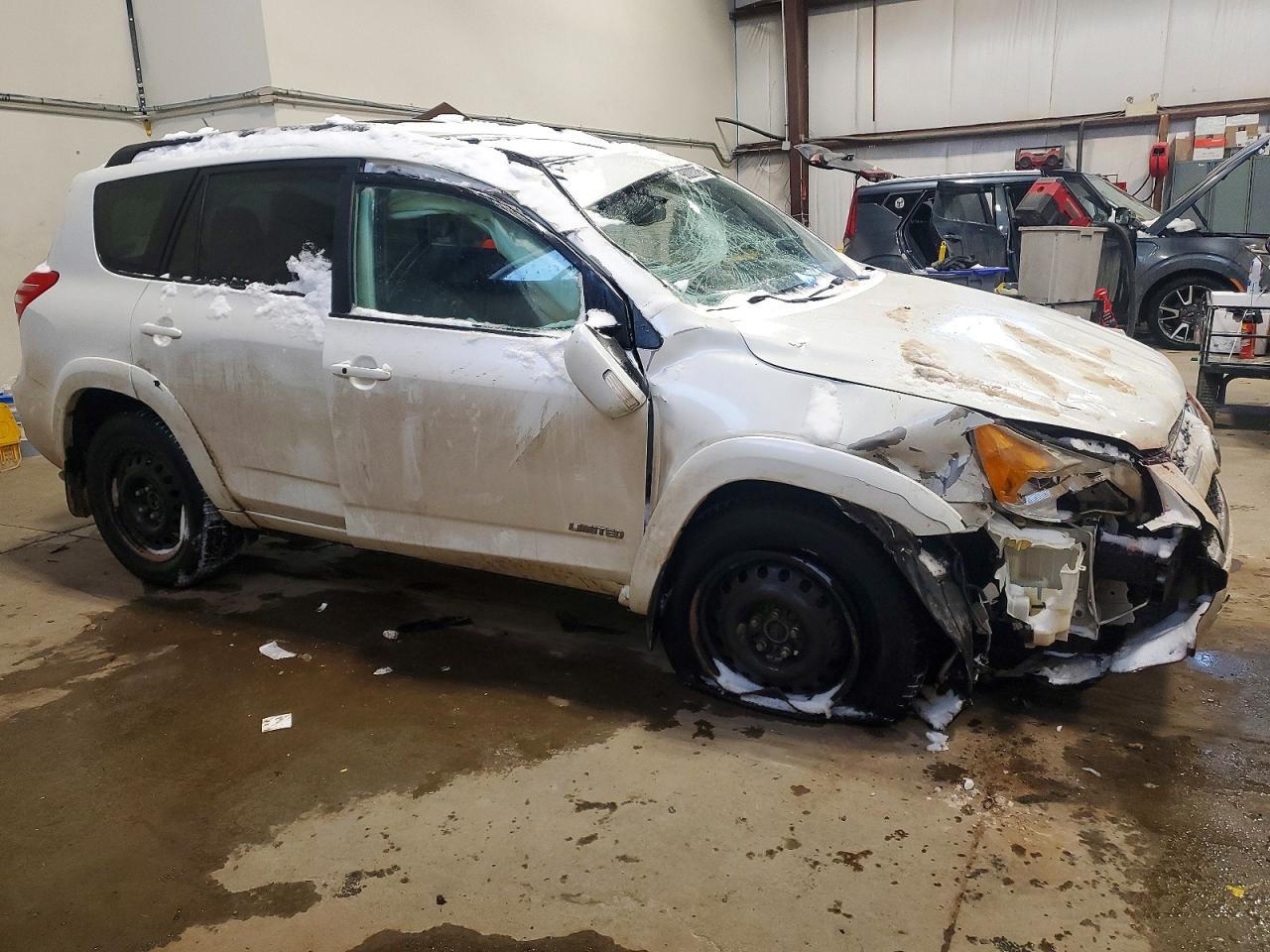 2012 TOYOTA RAV4 LIMITED photo 4