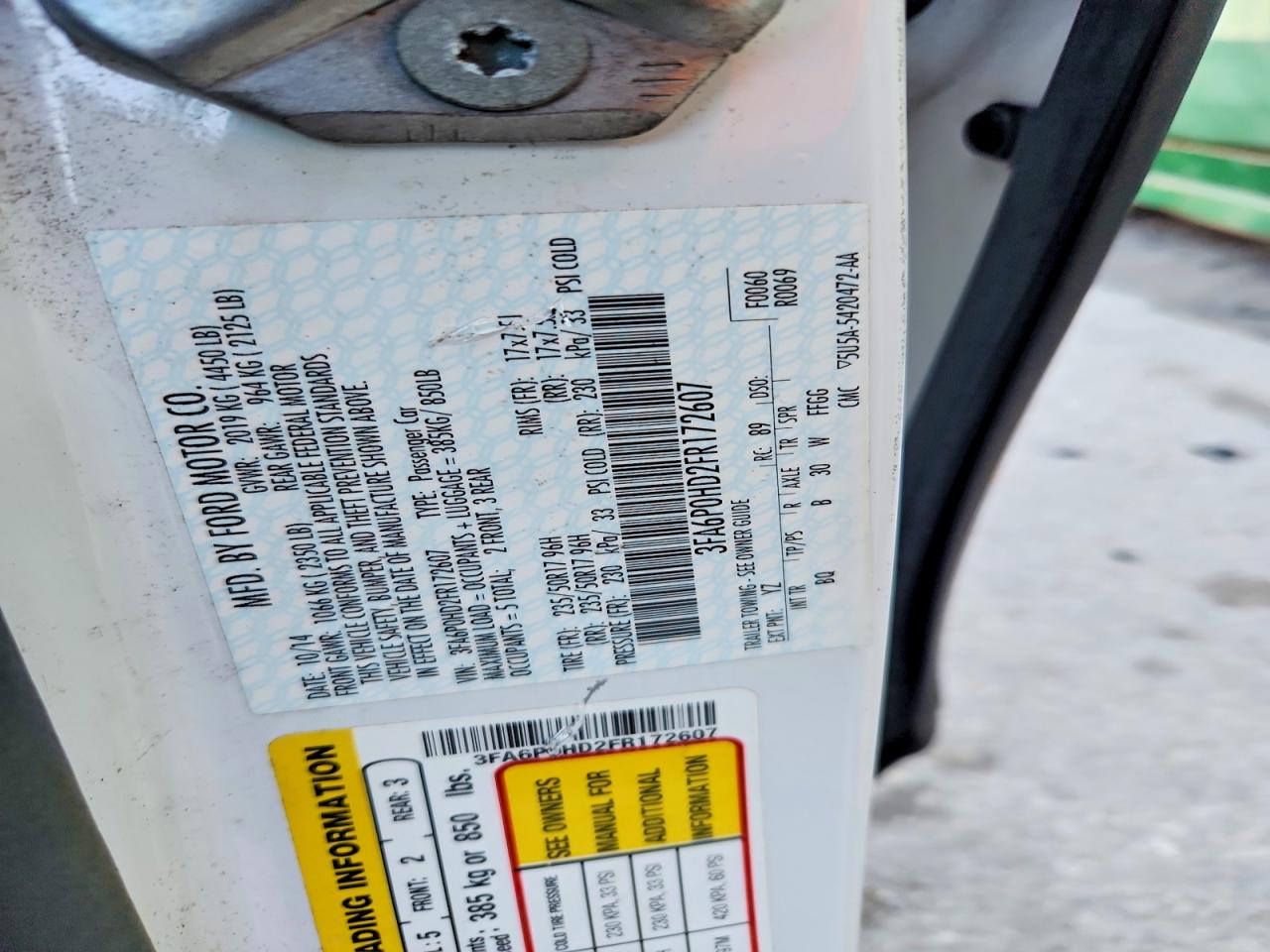 2015 FORD FUSION SE photo 12
