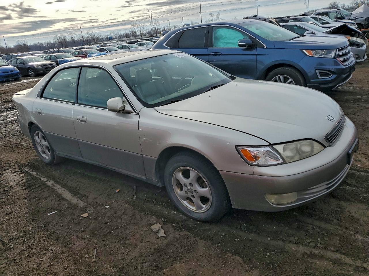 1998 LEXUS ES 300 photo 4