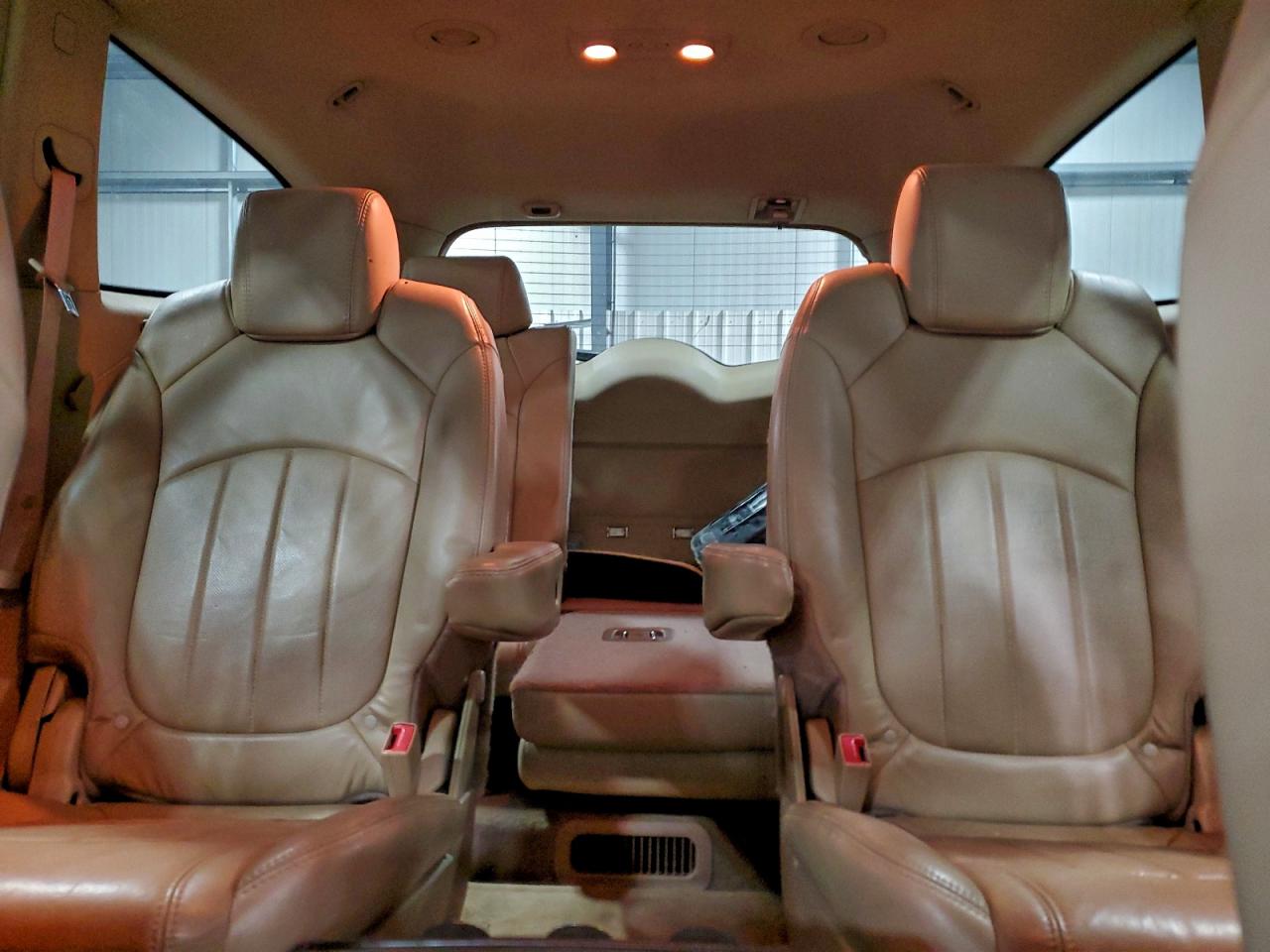 2009 BUICK ENCLAVE CXL photo 10