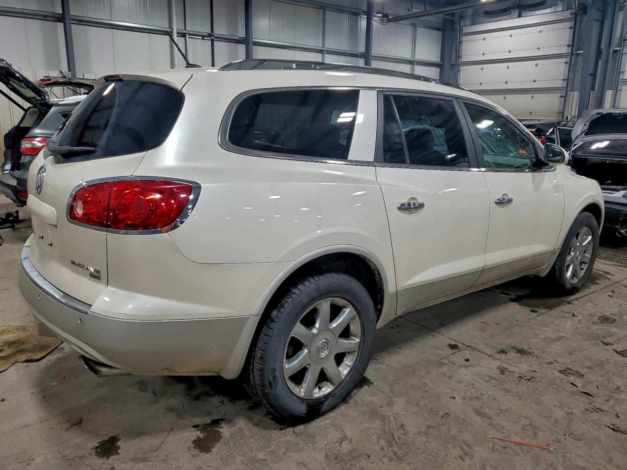 2009 BUICK ENCLAVE CXL photo 3