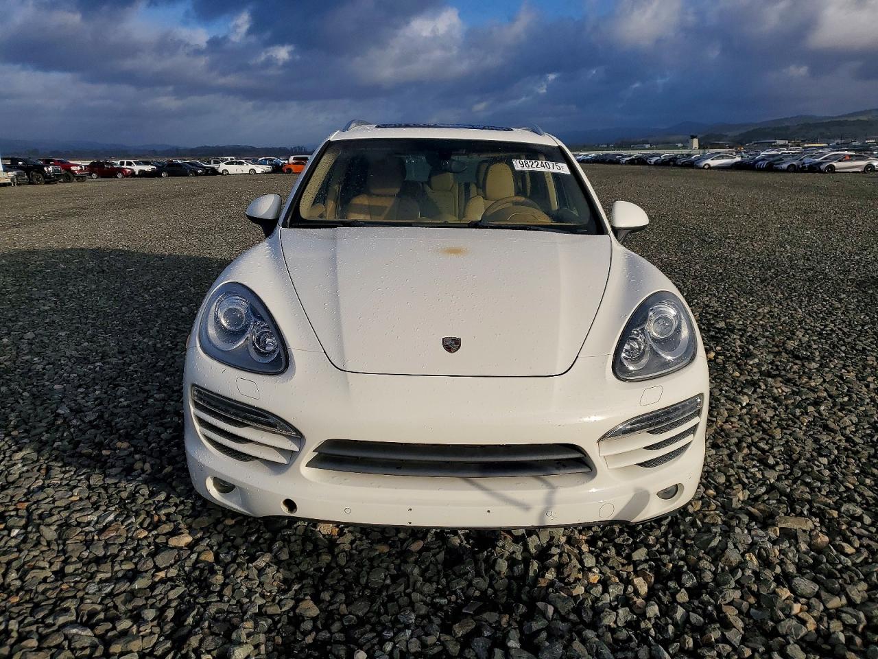 2012 PORSCHE CAYENNE photo 5