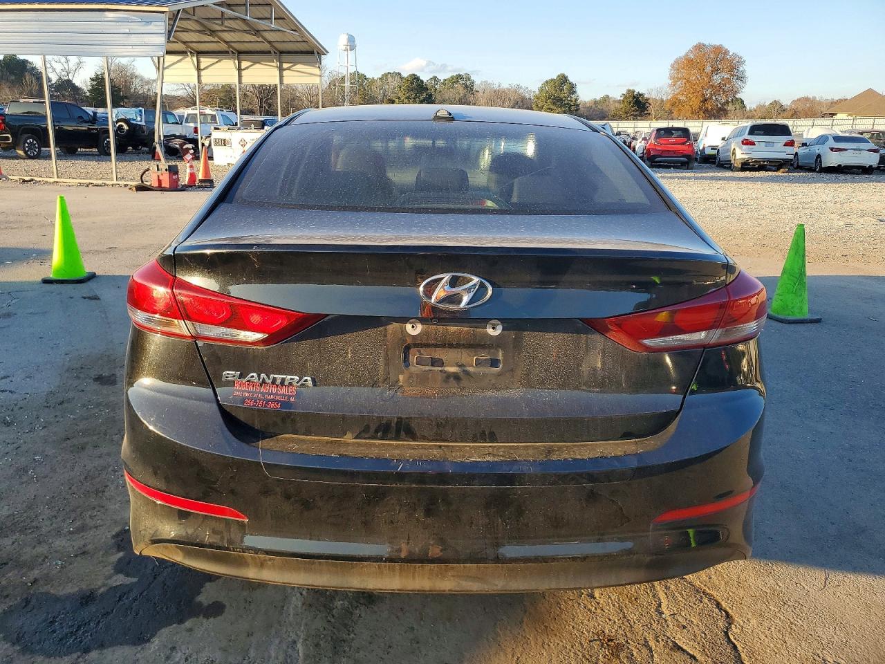 2017 HYUNDAI ELANTRA SE photo 11