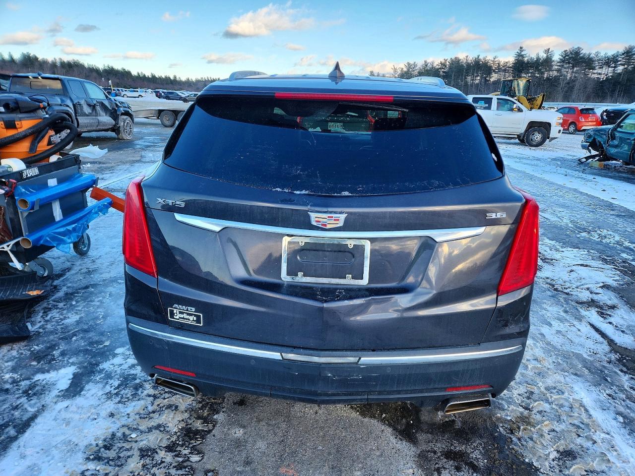 2017 CADILLAC XT5 LUXURY photo 6
