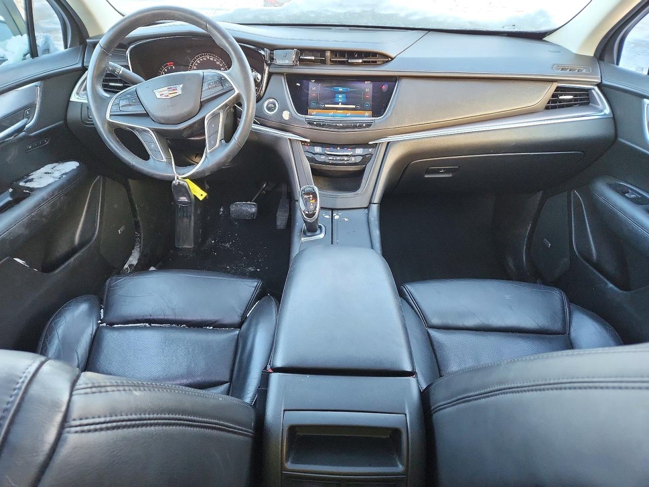 2017 CADILLAC XT5 LUXURY photo 8