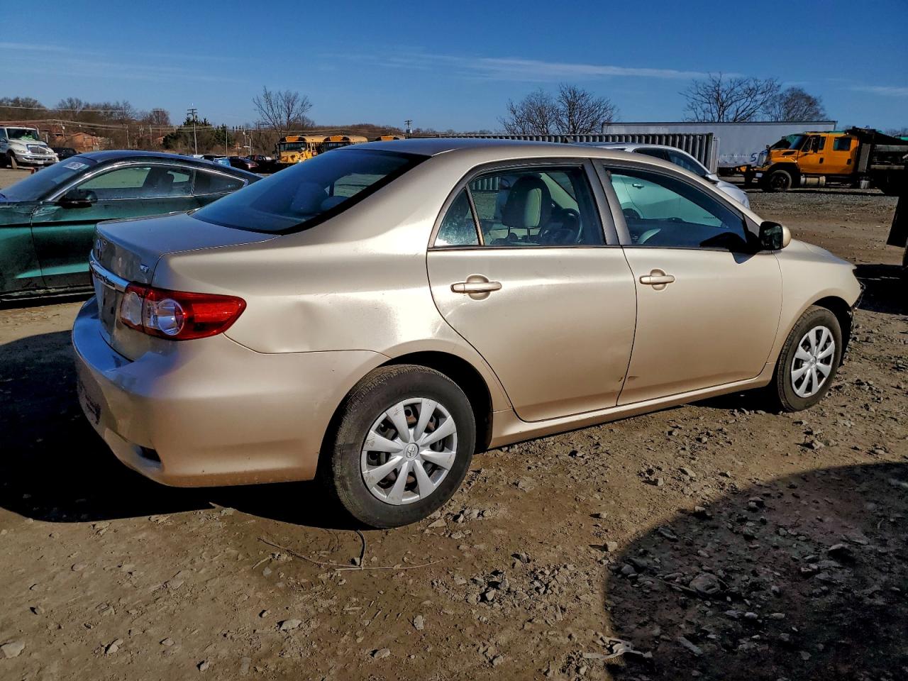 2011 TOYOTA COROLLA BASE photo 5