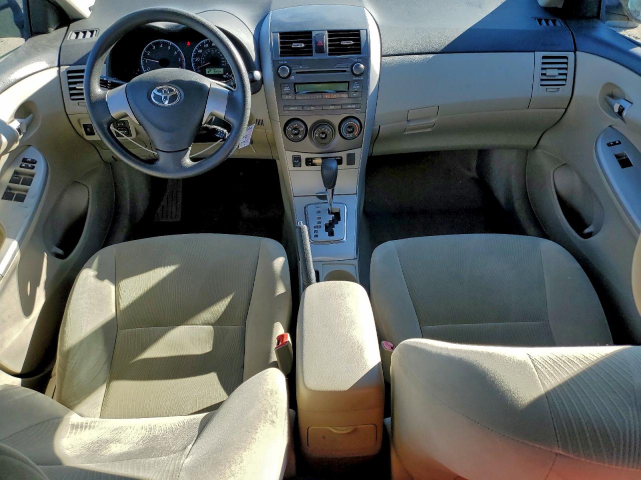 2011 TOYOTA COROLLA BASE photo 15