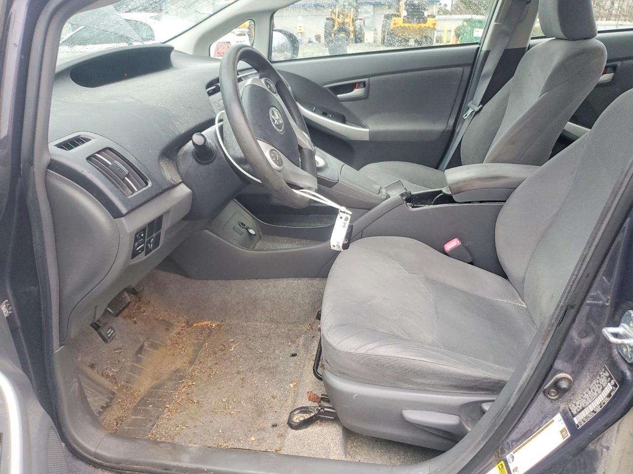 2010 TOYOTA PRIUS photo 7