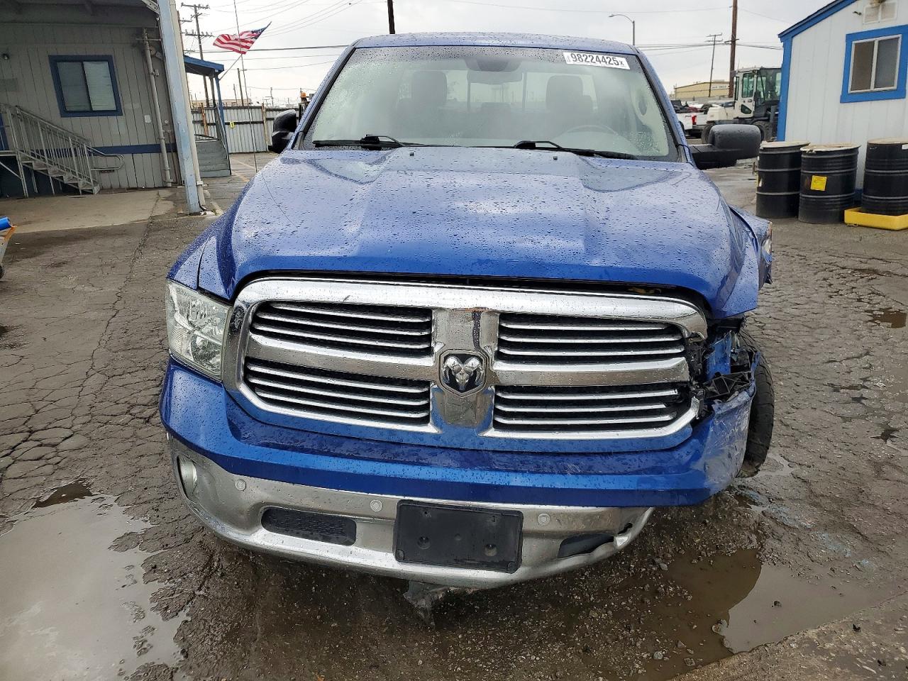 2016 RAM 1500 SLT photo 9