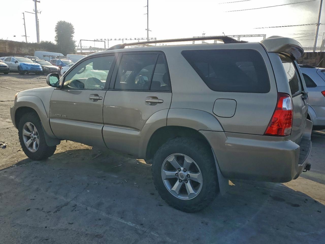 2006 TOYOTA 4RUNNER LIMITED photo 2