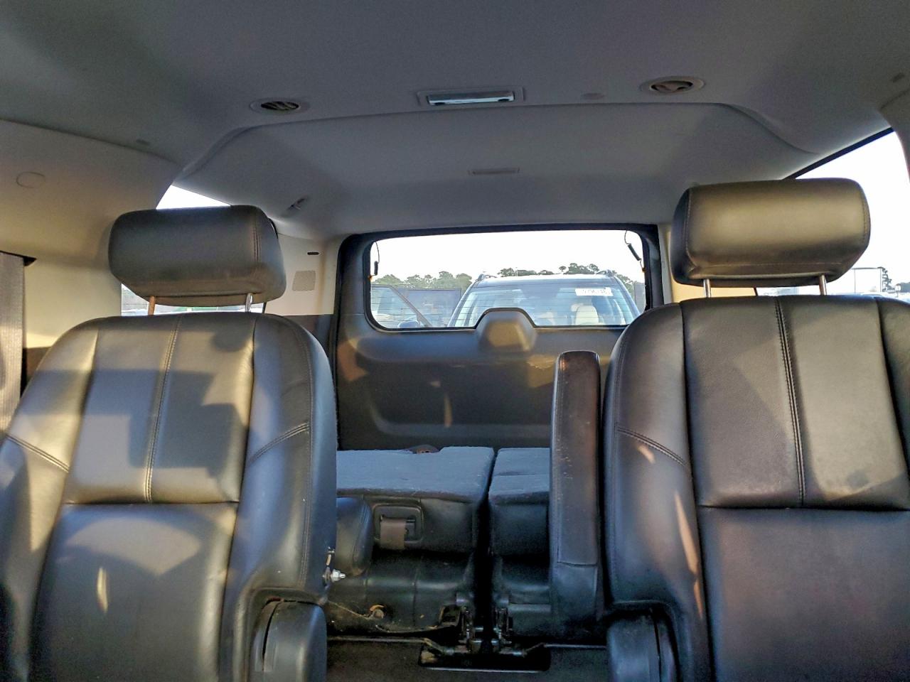 2008 CHEVROLET SUBURBAN C1500 LS photo 10