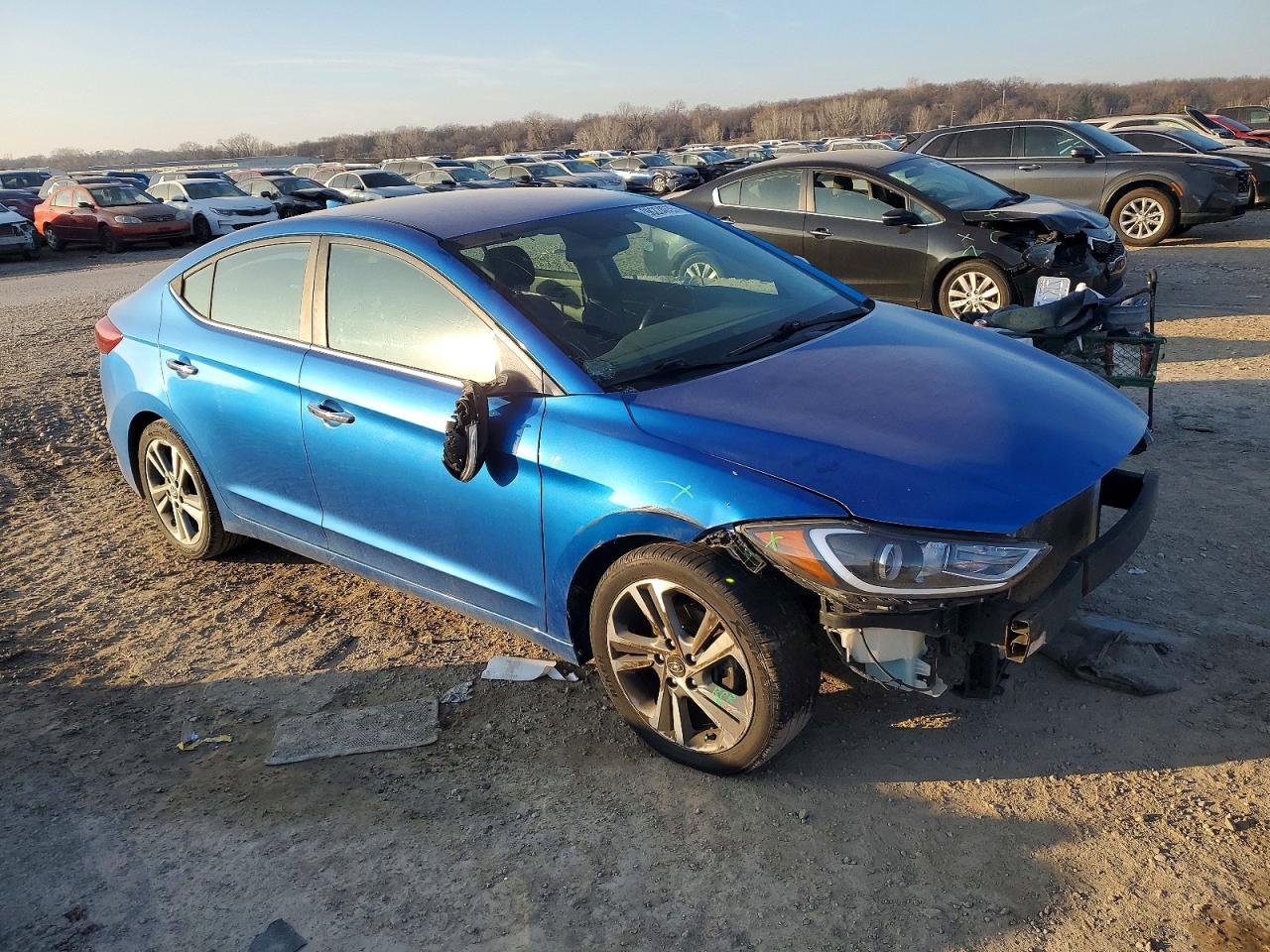 2017 HYUNDAI ELANTRA SE photo 4