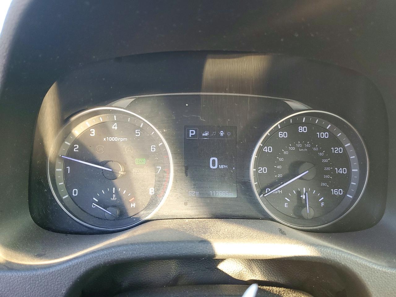 2017 HYUNDAI ELANTRA SE photo 9
