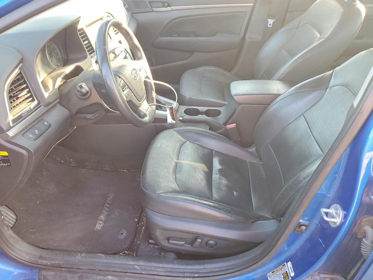2017 HYUNDAI ELANTRA SE photo 7