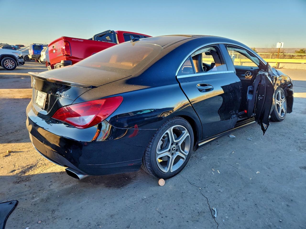 2016 MERCEDES-BENZ CLA 250 4MATIC photo 3