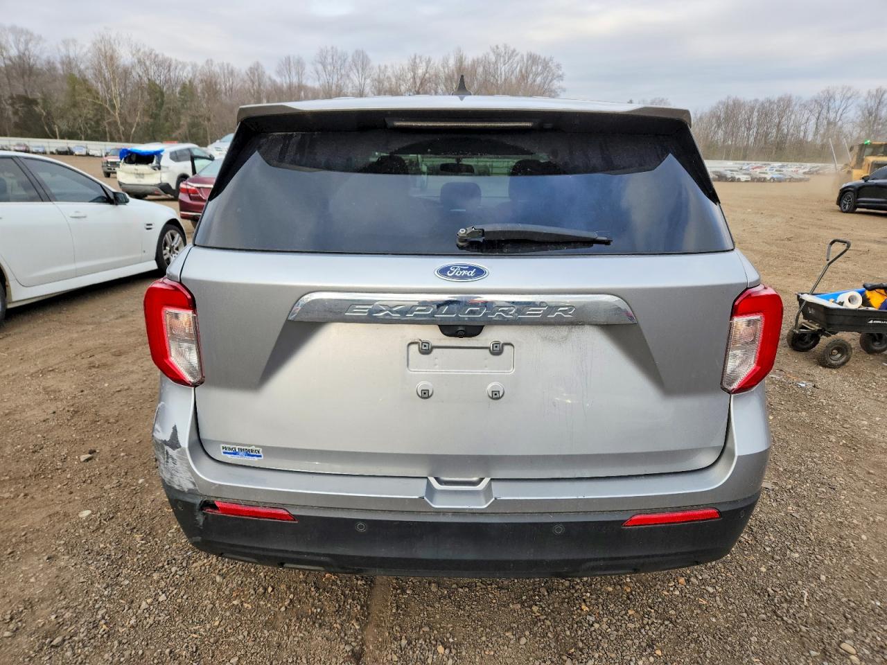 2021 FORD EXPLORER photo 6