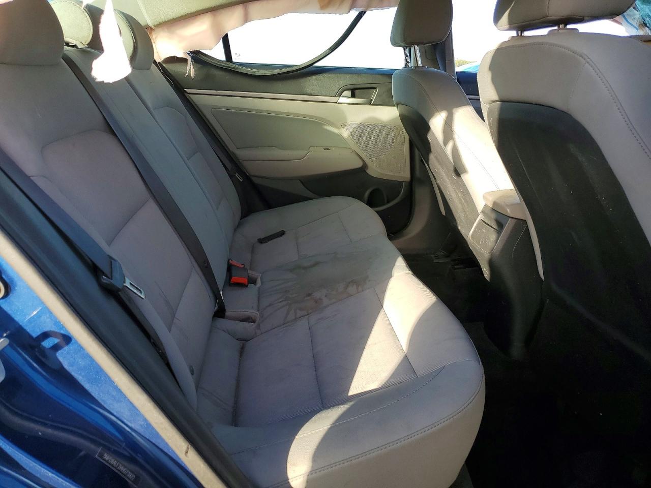 2017 HYUNDAI ELANTRA SE photo 19