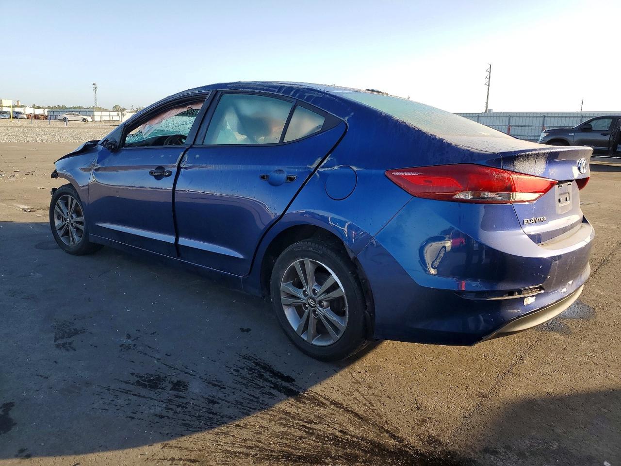 2017 HYUNDAI ELANTRA SE photo 3