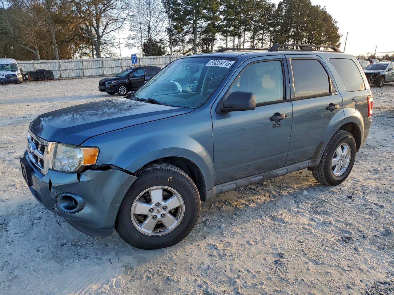 2010 FORD ESCAPE